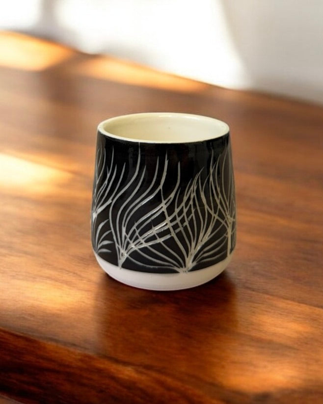 Noir Etch Handless Cups
